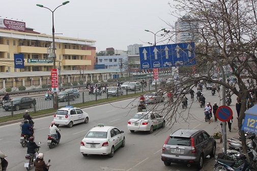 cua hang nha sam tai pho giai phong