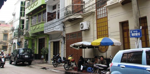 mach ban cua hang nhan sam ha noi cao cap tren pho ngo tat to